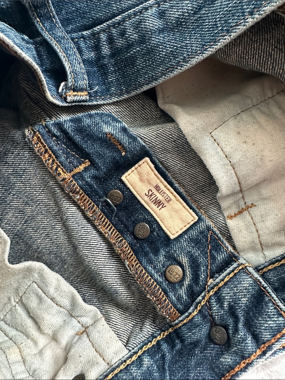 Insane Y2K Hollister Dark Wash Jeans 2007 - Picture 16 of 16